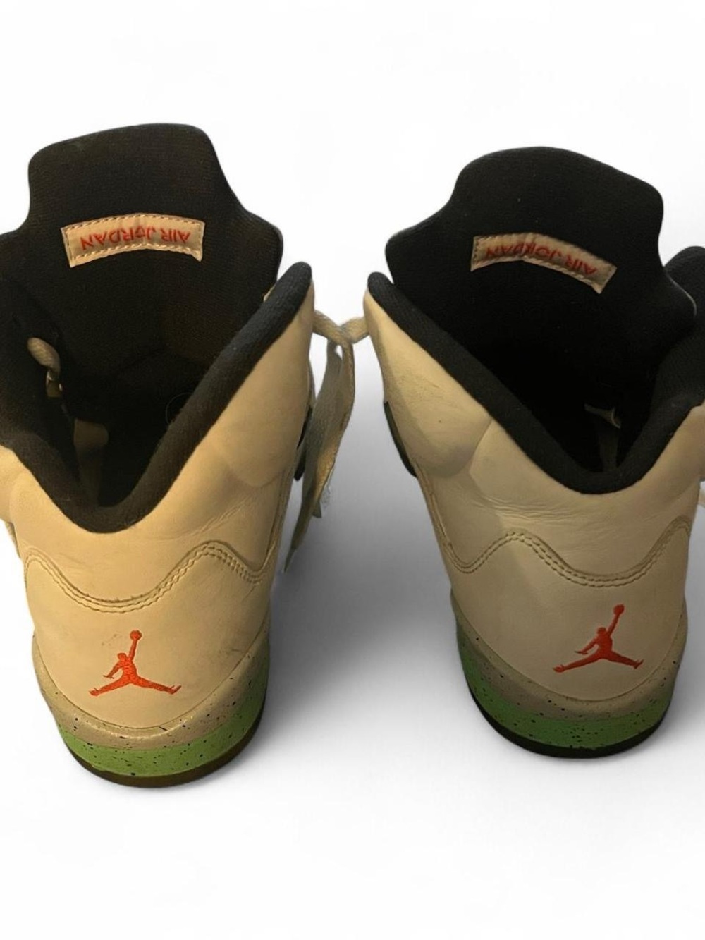 Air Jordan Sneakers 5 Retro - Picture 4 of 6